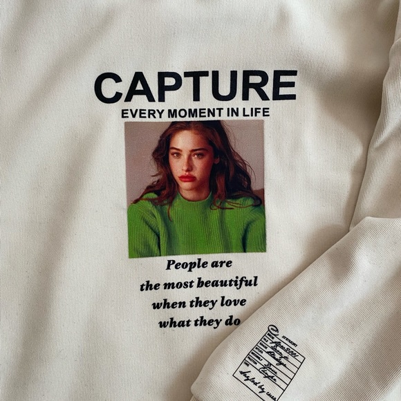 Sweat - Picture 3 of 4